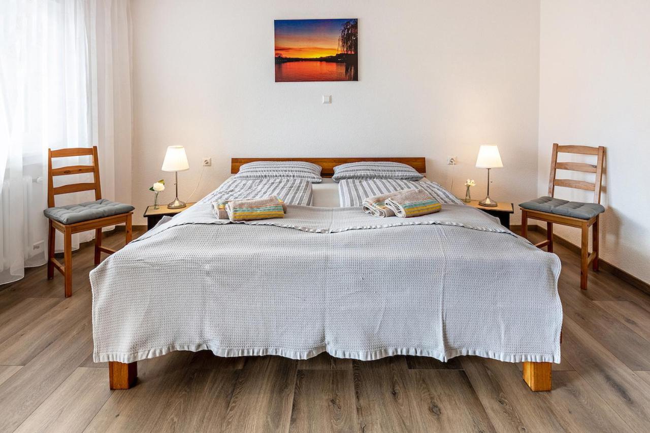 Ferienwohnung Am Alten Brunnen Gaienhofen  Bagian luar foto